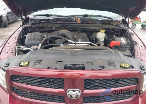 2017 Ram 1500 Express 4X4 6'4 Box из США, поврежденный, VIN 1C6RR7FT8HS620139